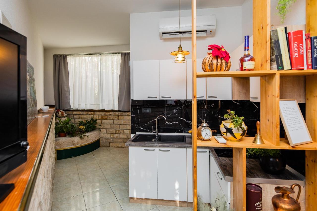 Appartamento Glicinia Šibenik Esterno foto